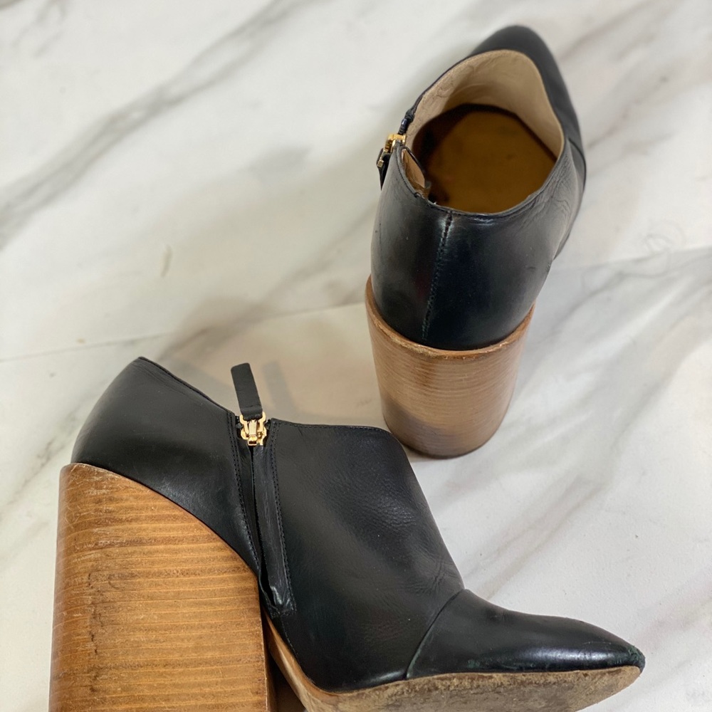 Chloe Ankle Booties w Chunky Heel - Picture 3 of 9